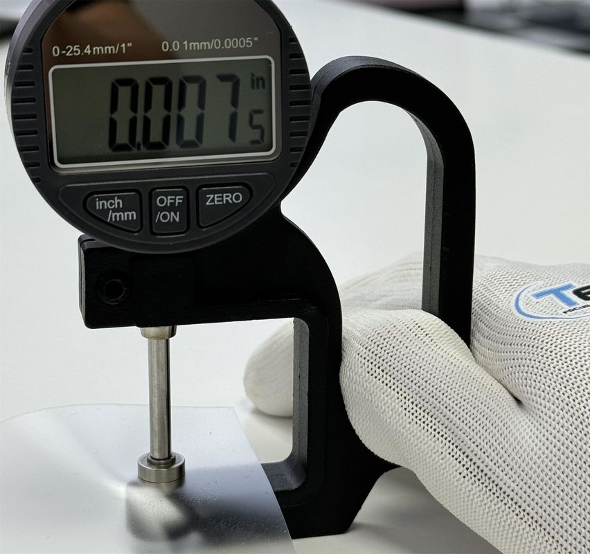 Polymerischer hydrophobischer glänzender Farbschutzfilm 7.5mil PPF Klarschutzfilm für Autos